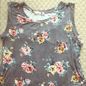 NWOT Ever Leigh floral tank sz xl